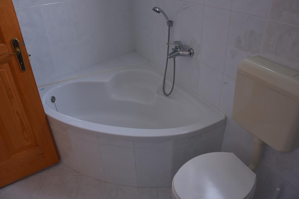 Apartment And Studio Damjan Ohrid Exteriör bild